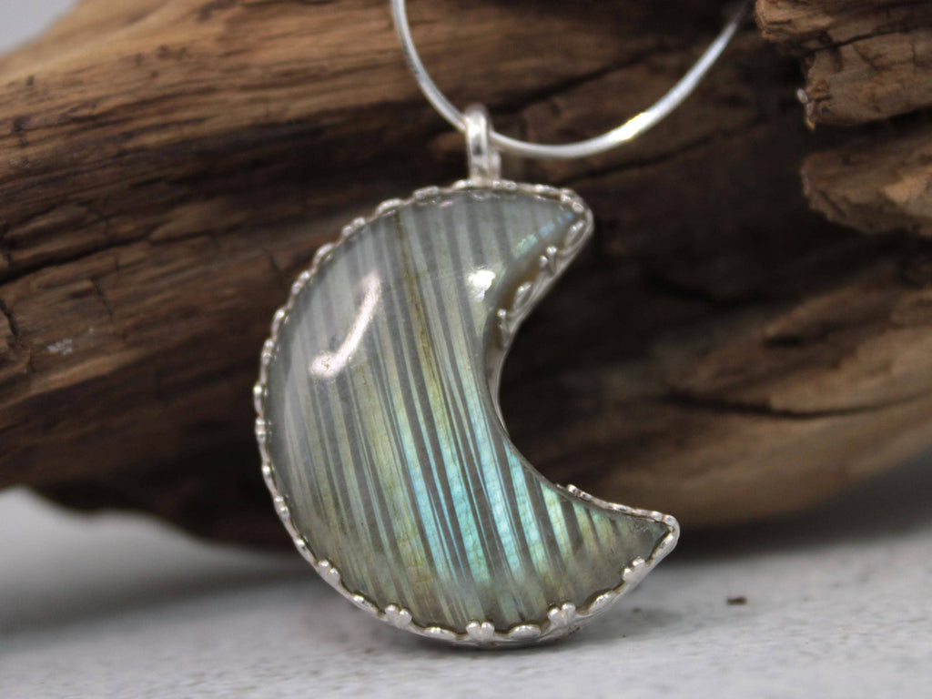 Labradorite Moon Necklace – Sterling Silver Crescent Pendant with Blue Flash – Handmade Celestial Gift for Her